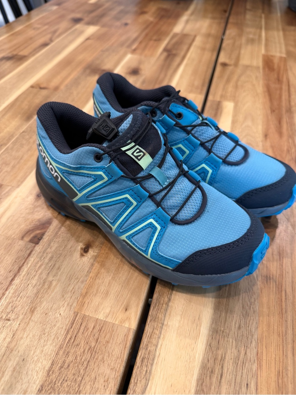 Salomon Kids' Blue Trail Running Shoes